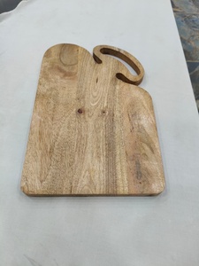 Tabla de cortar de madera a precio económico, acabado natural, hecha a mano, personalizada, de madera gruesa, por crafts galore - Product Image 2