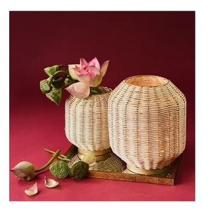 Lámpara de escritorio entrelazada de ratán, diseño personalizado, Decoración de mesa de mimbre e iluminación con diseño creativo - Product Image 2