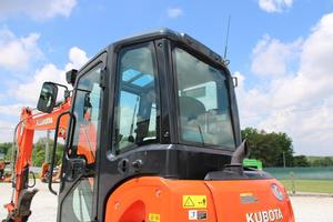 Kubota รถขุด KX040-4ขนาดเล็กที่มีส่วนประกอบหลักกระบอกไฮดรอลิกสำหรับการก่อสร้าง - Product Image 6