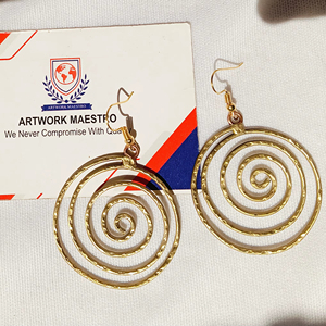 Pendientes de Latón con Patrón de Estilo Vintage - Diseño Antiguo/Moderno Tradicional - Joyería de Lujo Hecha a Mano Chapada en Oro para Boda - Product Image 1