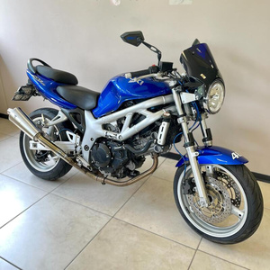 ซูซูกิ SV650 สปอร์ตไบค์ รุ่นปี 2001 กำลัง 52 กิโลวัตต์/70 แรงม้า น้ำหนัก 176 กิโลกรัม ความเร็วสูงสุด >80 กม./ชม. - Product Image 1