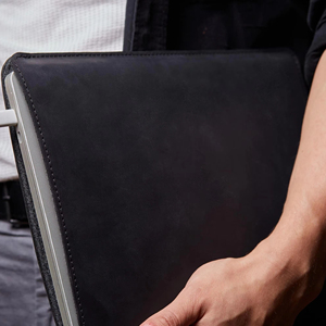 Housse pour ordinateur portable portable durable en cuir pleine fleur Vintage fait à la main pour le travail professionnel bureau et voyage GLS-0286 de transport - Product Image 1