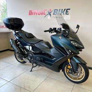 Motocicleta de Gasolina Yamaha T-Max Tech Max - Product Image 5