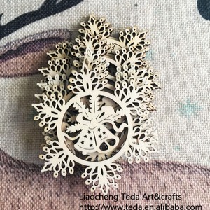 Adornos de árbol de Navidad de madera hechos a mano, decoración colgante de copo de nieve con cuerda de cáñamo y cuentas de madera para decoración de fiesta de vacaciones - Product Image 2