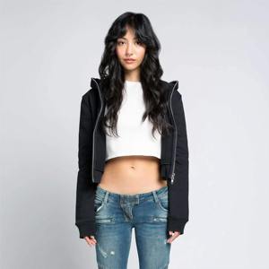 Sweat à capuche court zippé pour femmes de qualité supérieure doux et durable idéal pour un usage quotidien et la superposition de Offre Spéciale teints unis nouvelle mode - Product Image 6