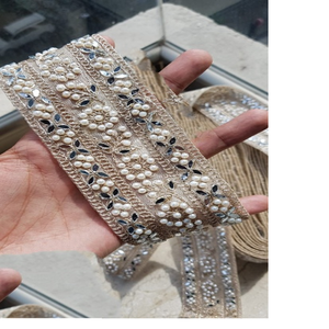 Encajes de trabajo de hilo bordado hechos a medida, opciones multicolor con perlas blancas fijas en 1,5 pulgadas de ancho - Product Image 1