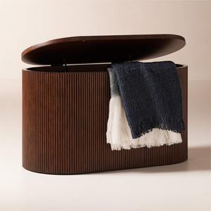 Coffre de rangement en bois brun vintage - Product Image 1