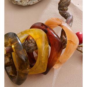 Bracelets en résine peints à la main, écologiques, fabriqués en Inde, vente directe d'usine, bracelets perlés fins, bijoux de mode - Product Image 1