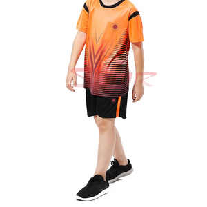 ชุดฟุตบอลสีทึบระบายอากาศชุดฟุตบอลมาใหม่เครื่องแบบฟุตบอลออกแบบโลโก้ได้ตามต้องการ - Product Image 2