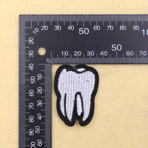 Parches Bordados Personalizados de Alta Calidad con Diseño a Medida y Decoraciones de Encaje con el Mejor Estilo - Product Image 3