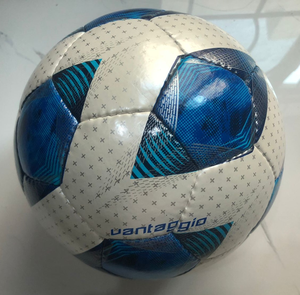 Balón de Fútbol Sala Cosido a Mano, Tamaño 4, Balón de Fútbol de PU Duradero para Entrenamiento y Partidos de Equipo, Balón de Fútbol Sala de Alta Calidad Hecho en Pakistán - Product Image 4