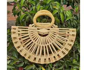 Sac en bambou fabriqué à partir d'un matériau de sac en bambou écologique avec une texture douce, idéal pour les voyages d'été et la mode décontractée - Product Image 1