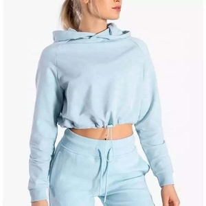Sudadera con capucha recortada personalizada para mujer para entrenamientos de correr Sudadera con capucha corta de cuello ajustable de punto que absorbe el sudor Otoño Casual - Product Image 5