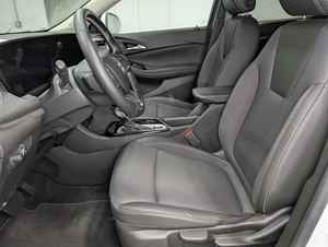 Buick Encore GX Preferred AWD 2024, bajo kilometraje, impecable, con pantalla táctil de 11 pulgadas con Apple CarPlay/Android Auto inalámbrico - Product Image 5