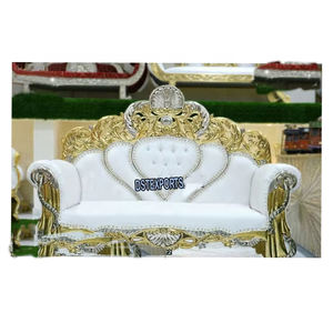 Canapé royal en métal doré sculpté avec chaises Ensemble de meubles de mariage sculpté en or Ensemble exclusif de canapés Maharaja pour mariage - Product Image 4
