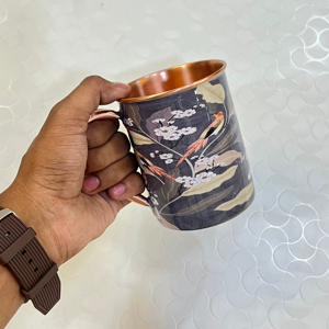 Tasse en cuivre gravée avec logo personnalisé de forme cylindrique avec paille de finition en cuivre brillant - Product Image 3