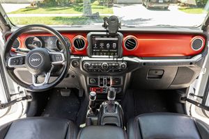 Jeep Wrangler Unlimited Rubicon 4x4 2021 Usado en Excelentes Condiciones - Product Image 2