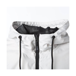 Chaqueta Cortavientos Personalizada de la Mejor Calidad para Correr en la Playa - Product Image 3