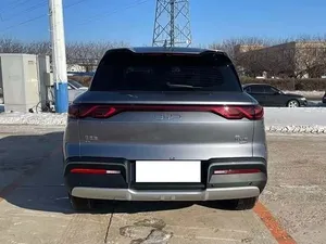 2025 B-Y-D YU-AN UP 45,12 kWh Faible Kilométrage Automatique Toit Panoramique Feux LED Feux Diurnes LED 6 Places Prêt à l'Expédition - Product Image 5