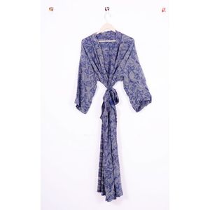 ชุดคลุมกิโมโนลายดอกไม้ผ้าไหมใหม่ปี 2022 ชุดคลุมชายหาดสไตล์อินเดีย ชุดคลุมอาบน้ำแบบยาว เซ็กซี่ ระบายอากาศ แห้งเร็ว สำหรับฤดูร้อน - Product Image 3