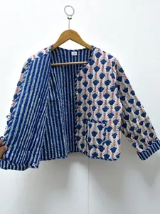 Chaqueta corta floral de algodón acolchado azul Chaqueta corta acolchada de algodón con estampado floral Abrigo corto de gamuza de verano recortado de algodón para mujer - Product Image 2