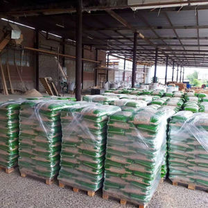 Ventes chaudes de granulés de bois de qualité à vendre, granulés de bois de hêtre en sacs de 15 kg à vendre - Product Image 1