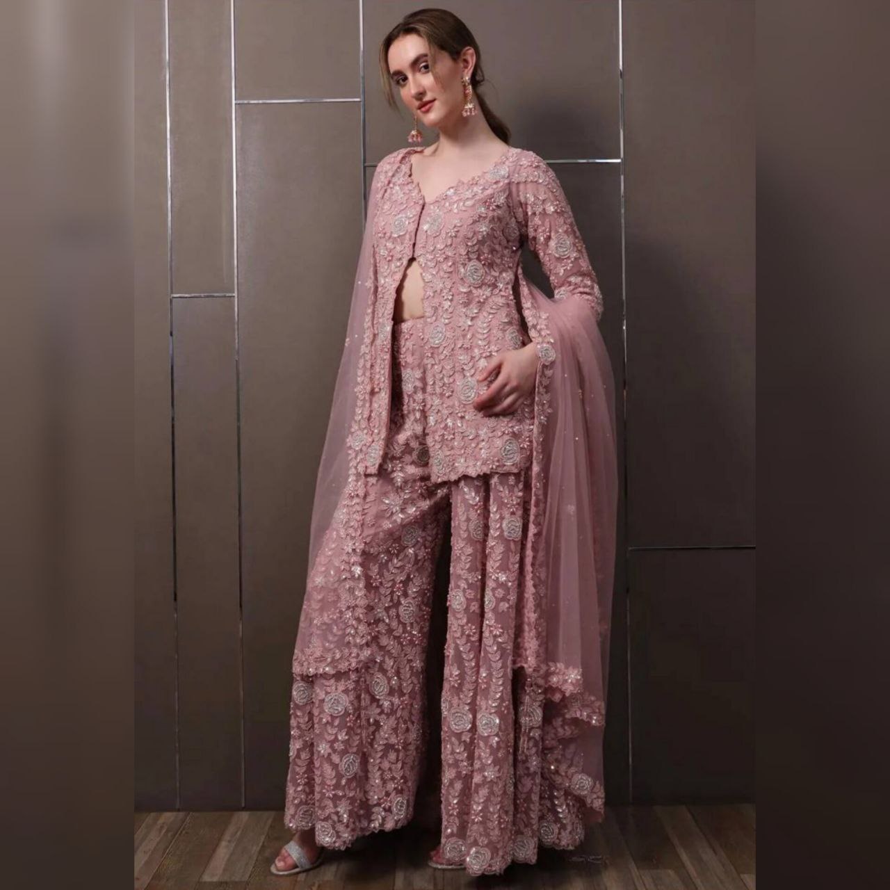 chinese dress ladies WHITE & BLUE EMBROIDERED SHERWANI – Ricco India