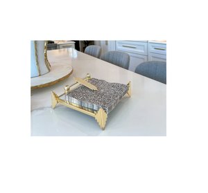 ที่ใส่กระดาษทิชชูโลหะที่ทนทานและติดทนนานพร้อมสีทองเสร็จเหมาะสำหรับใช้ในชีวิตประจำวันในห้องครัวและพื้นที่รับประทานอาหาร - Product Image 1