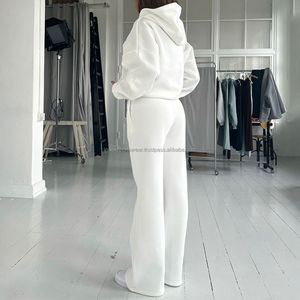 Ensemble de survêtement pour femmes de qualité supérieure, matériaux de haute qualité, vêtements de sport sur mesure - Product Image 3