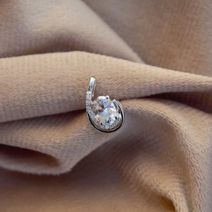 Pendentif à breloque en argent sterling 925 Moissanite taille ovale sans chaîne pour cadeau d'anniversaire pour femme - Product Image 4