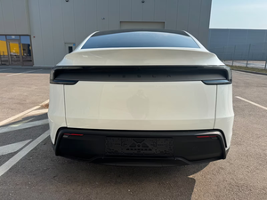 Occasion 2025 Tesla Model Y Puissance-217kW (295ch) Hybride Électrique Capacité Batterie-82kWh Transmission Automatique Axle-2 Conduite à Gauche - Product Image 3
