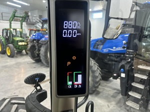 รถแทรกเตอร์เดียร์ 6130R 4WD มือสอง สำหรับงานเกษตรกรรม พร้อมที่ตักด้านหน้า สำหรับงานหนัก - Product Image 2