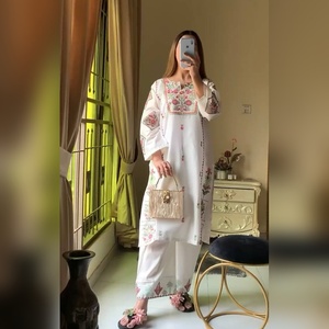 Conjunto de salwar kameez plazzo de algodón de primera calidad con parte superior con bordado de hilo grueso y pantalón plazzo con dupatta para salidas informales, calidad de exportación - Product Image 5