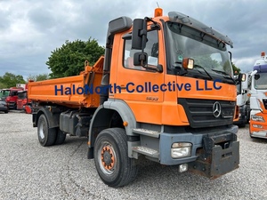 Camión Ligero Mercedes Benz Axor 1833 4x4 Usado del 2007, Euro 4, Volante a la Izquierda, Cámara Trasera, Diésel, Volquete - Product Image 2