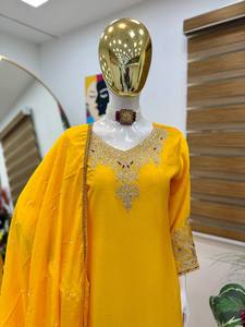 Ethenic Series Modern Plazzo Sharara <b>Top</b> and Supattra Heavy Wedding Wear for <b>Festive</b> Season Salwar Kameez for Parties - Product Image 3