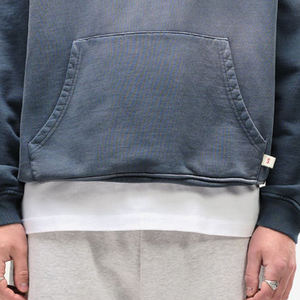 Vente en gros de sweat à capuche de qualité en coton épais à impression bouffante pour hommes coupe régulière sweats à capuche personnalisés en coton à demi fermeture éclair - Product Image 3