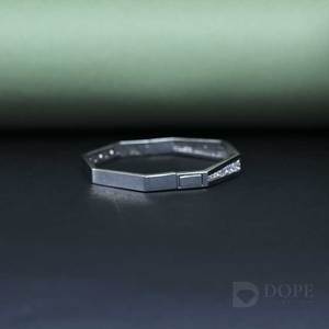 Brazalete Rígido con Diamante Cultivado en Laboratorio Marquis de 3.0CT, Certificado IGI, en Oro Sólido de 14kt con Diseño Exclusivo para Cada Ocasión - Product Image 6