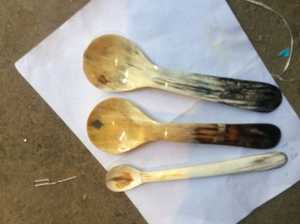 Ensemble de cuillères en corne de buffle et de boeuf écologique avec design unique de style ange et option de logo personnalisé Nouveau design unique de cuillère en corne - Product Image 3