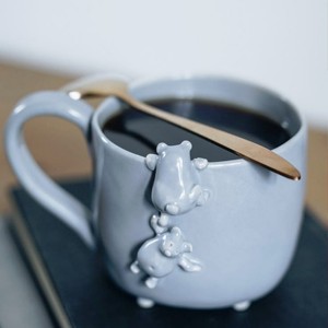 White Handmade Luxury Ceramic Mug with Custom Logo 500ml Capacity Hot Selling Promotional Gift for <b>Coffee</b> - Product Image 5