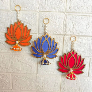 Colgante de pared de loto de madera MDF con Jhumka y borlas para Pooja, Diwali, Holi, bodas y festivales, Pongal, Onam ,Mandir Decor - Product Image 1