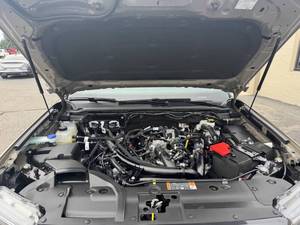 Ford Ranger Lariat 4x4 Lariat 4 portes SuperCrew 5.0 ft. SB 2015 à 2025 – Véhicules d'occasion en promotion - Product Image 4