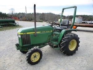Motor de tractor agrícola JOHN DEERE 770 de 60 HP de 1995 con caja de cambios - Product Image 4
