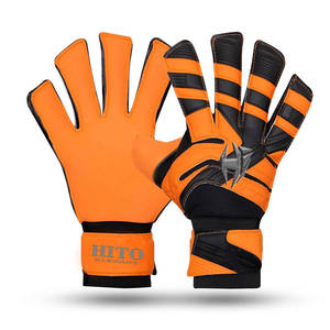 Guantes de Portero de Primera Calidad para Futbolistas con Logotipo Personalizado en la Palma, Transpirables y con Acolchado - Product Image 1