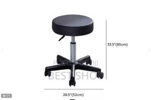 Tabouret de chirurgien réglable en hauteur avec roulettes à roulement fluide, siège pivotant à 360° pour salle d'opération, disponible à prix abordable - Product Image 4