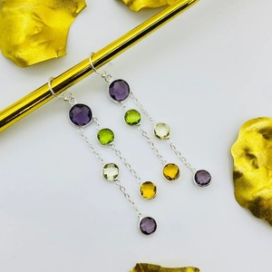 Hermosos pendientes colgantes de cadena de Latón chapado en oro de 18kt, último diseño, pendientes de gota de cuarzo con múltiples piedras preciosas, joyería de moda - Product Image 2