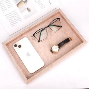 Bandeja de mármol rosa hecha a mano con aspecto elegante, perfecta para servir aperitivos, bebidas y decoración del hogar hecha a mano de La India - Product Image 5