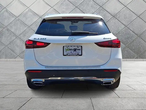 Limpio 2024 Merc-edes-Benzs GLA 250 - Product Image 4
