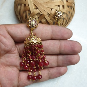 ต่างหูลูกปัดสีแดงเข้ม jadau jhumki ทำจากโลหะผสมสังกะสี - Product Image 4