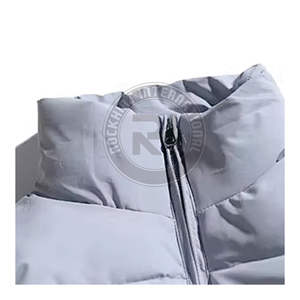 Chaqueta Corta de Plumón para Mujer, Impermeable, para Invierno, con Capucha, Diseño Acolchado, Precio al por Mayor - Product Image 1