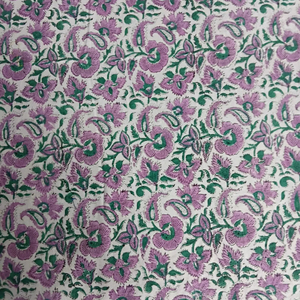 Nappe de table indienne bohème faite à la main motif floral en coton imprimé - Product Image 1